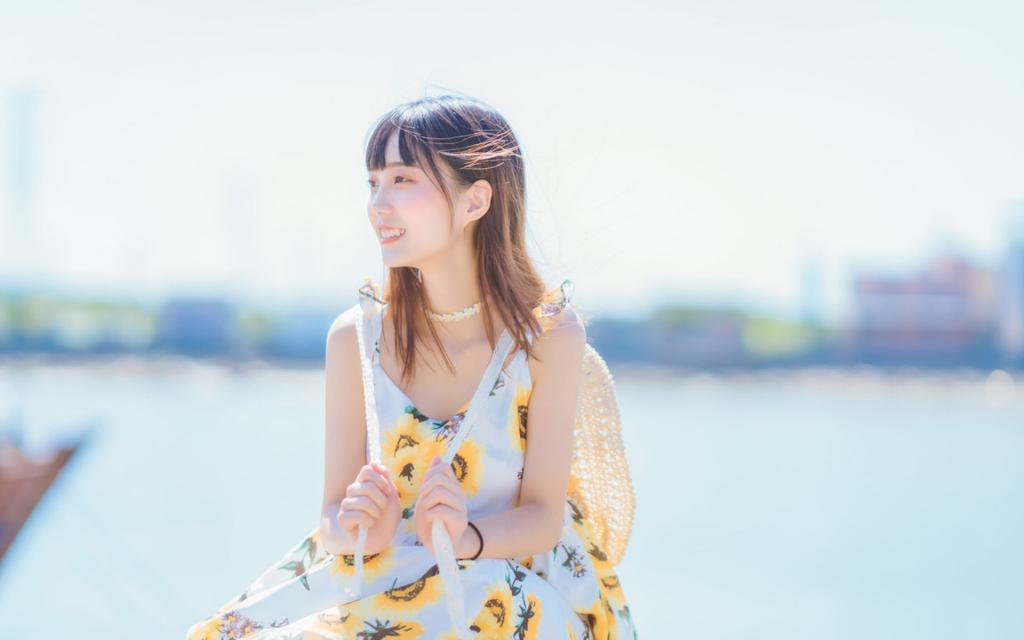 清新氧气美女户外写真