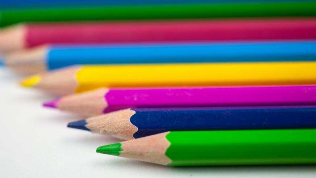 彩色铅笔主题创意设计