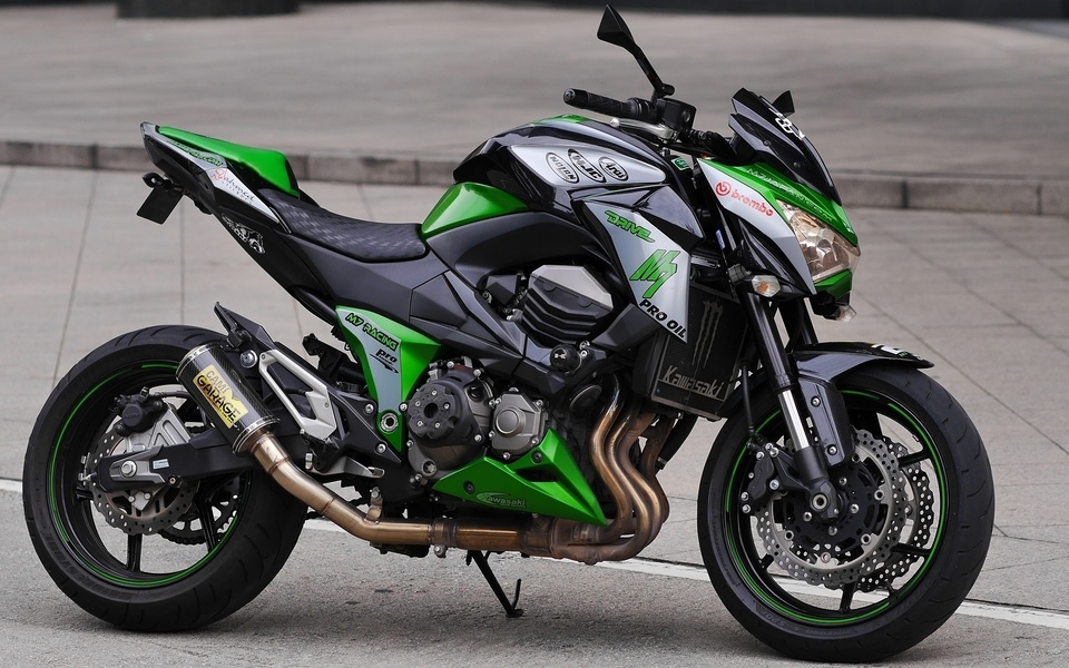 霸气十足的川崎摩托车