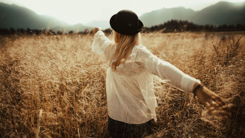 美艳动人的气质美女