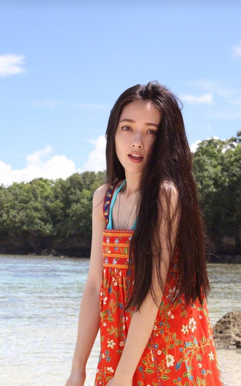 郭碧婷海边唯美写真