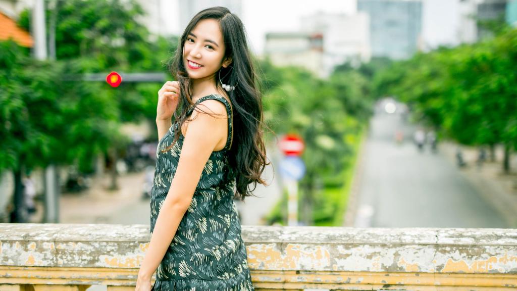 唯美清纯美女户外写真