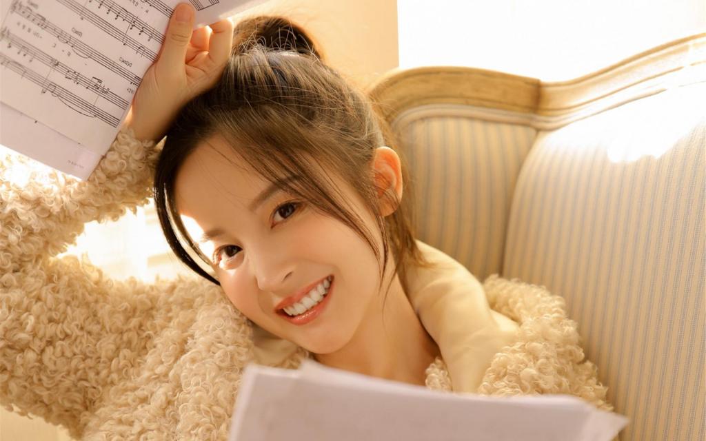 冬日暖阳甜美清新小姐姐气质写真