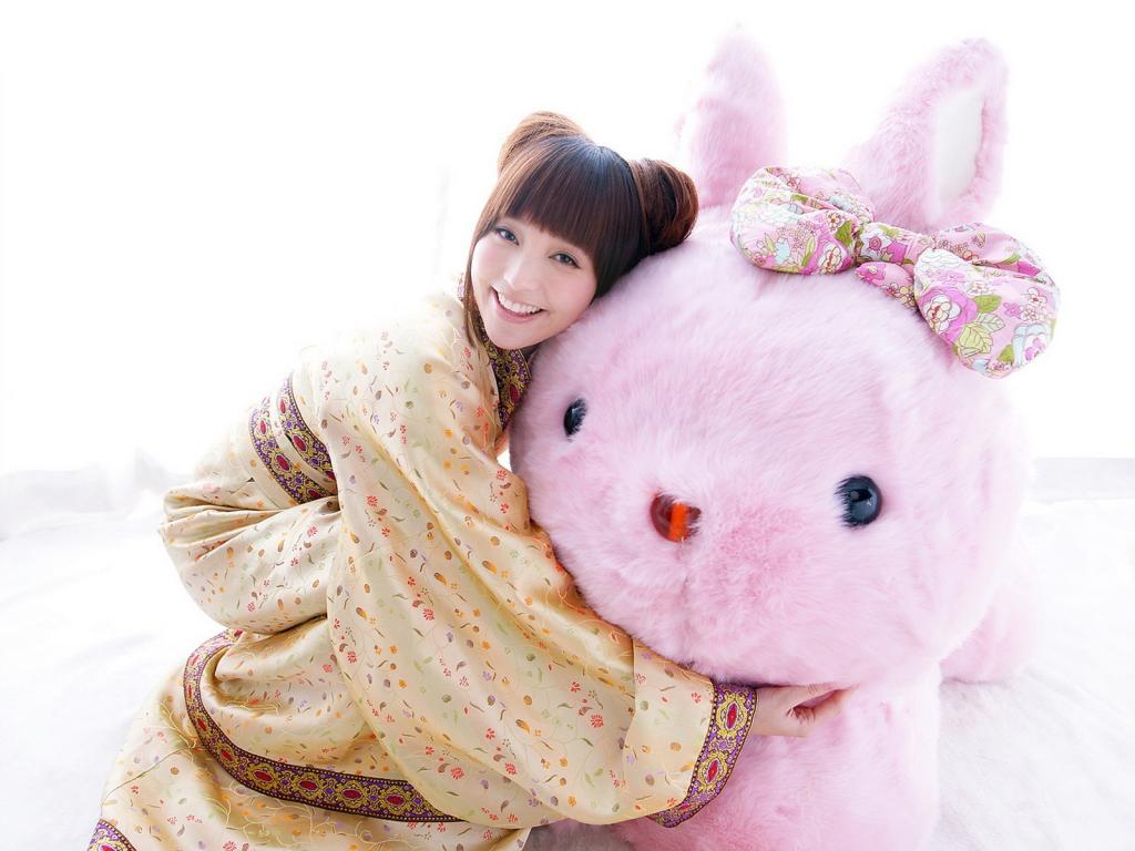 金莎《兔女郎》兔年图片