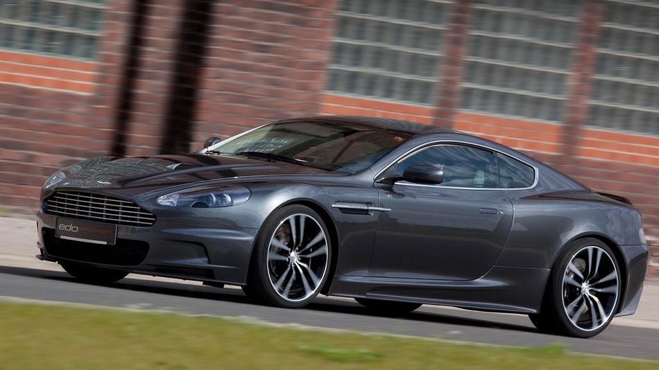 限量版跑车阿斯顿马丁