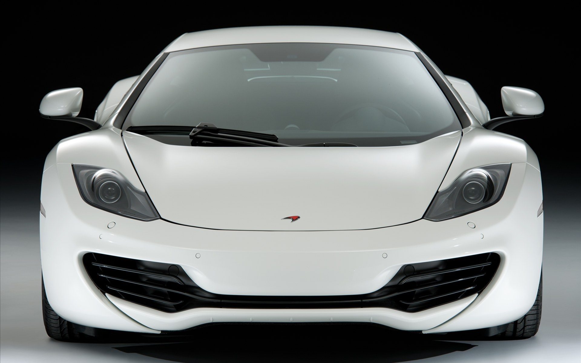 帅气2012麦克拉伦新超跑