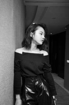 张慧雯短发造型炫酷写真-5