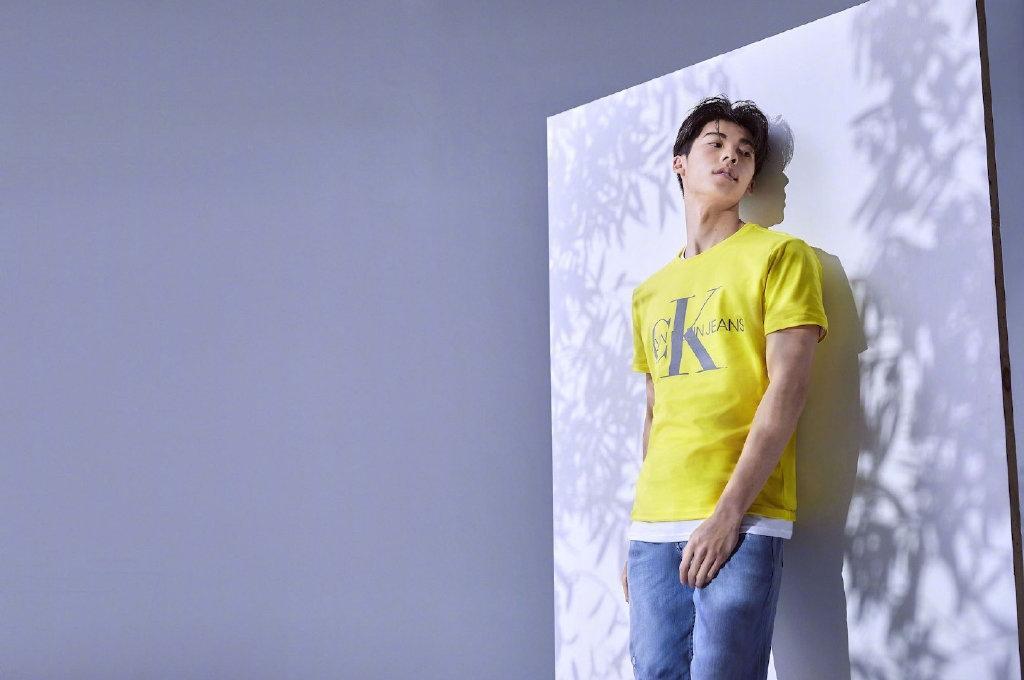 许光汉简约清爽阳光帅气写真