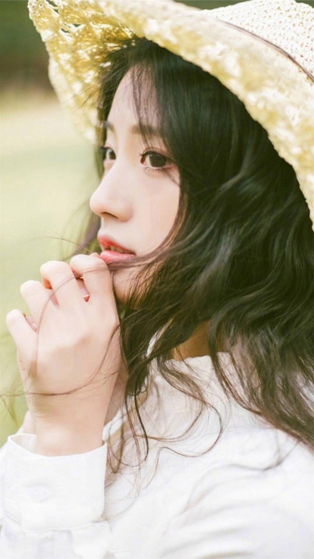 治愈系养眼长发美女写真