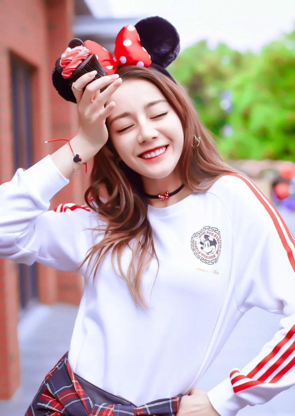 笑起来如沐春风的爱豆