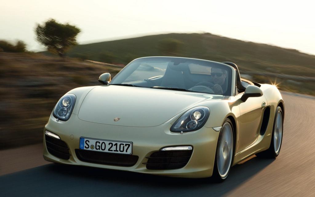 2013款帅气保时捷Boxster跑车