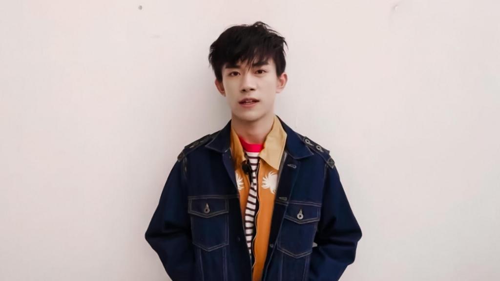 易烊千玺2020年前路遂心与你一路同行