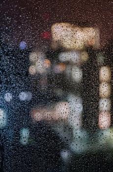 雨后车窗外城市夜景-7