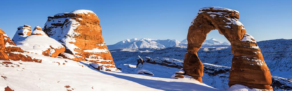 岩石全景宽屏风景