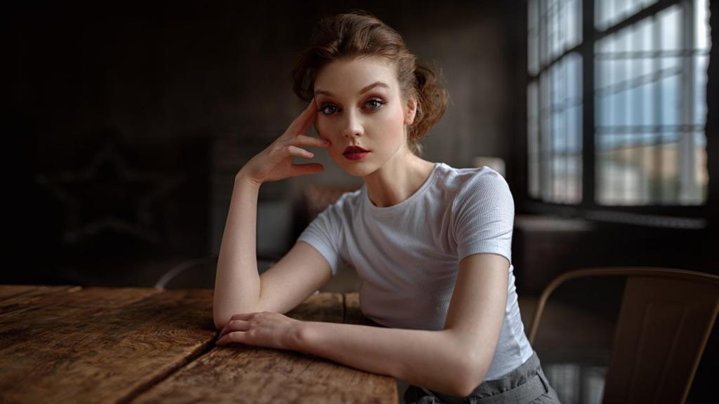 欧美模特优雅气质性感写真