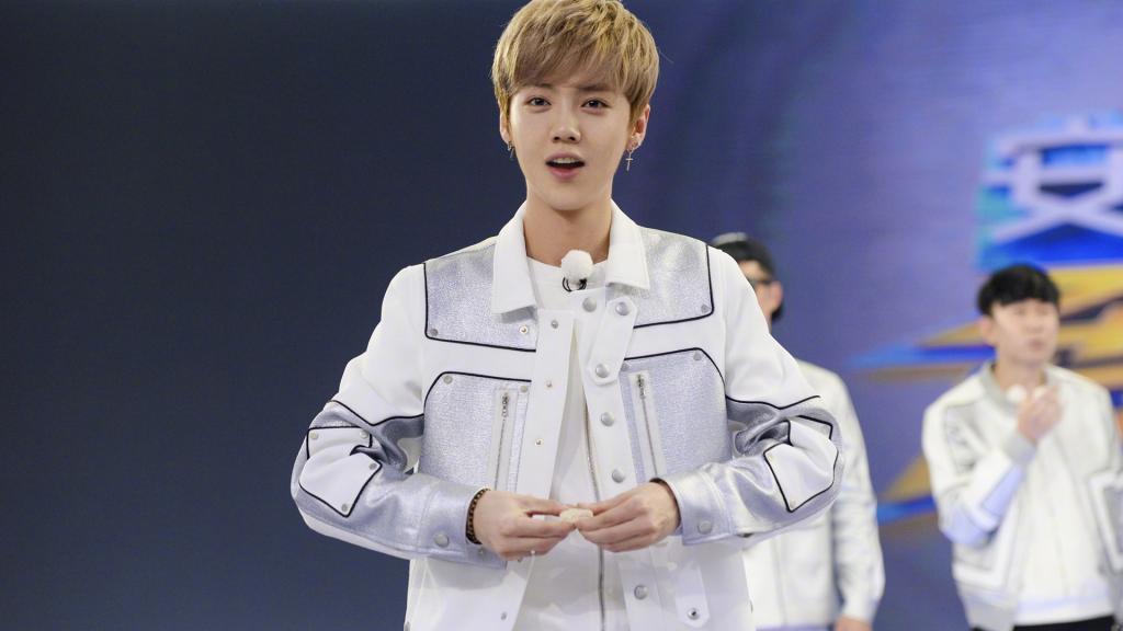 让人怦然心动的帅哥明星鹿晗