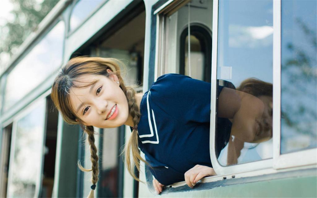清纯双马尾学生妹写真