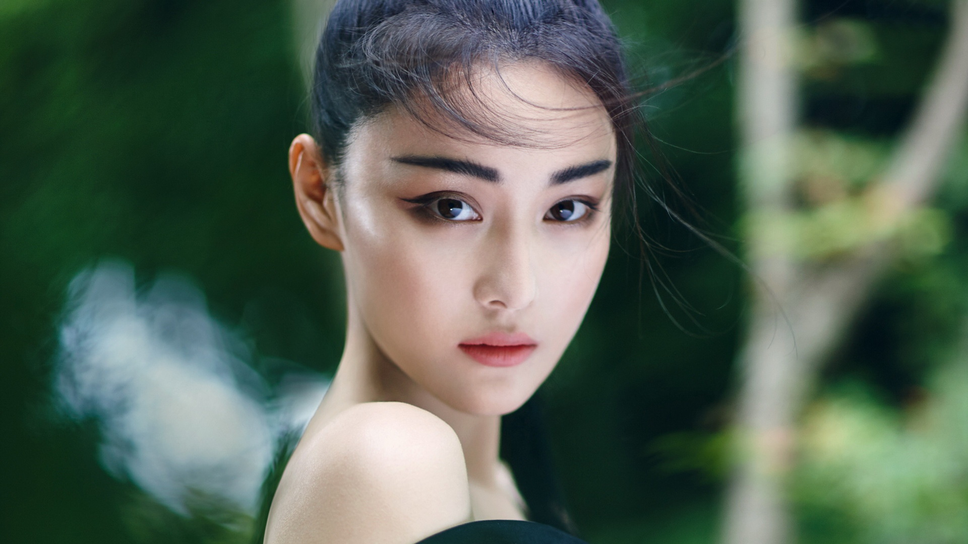 美女张馨予剧照