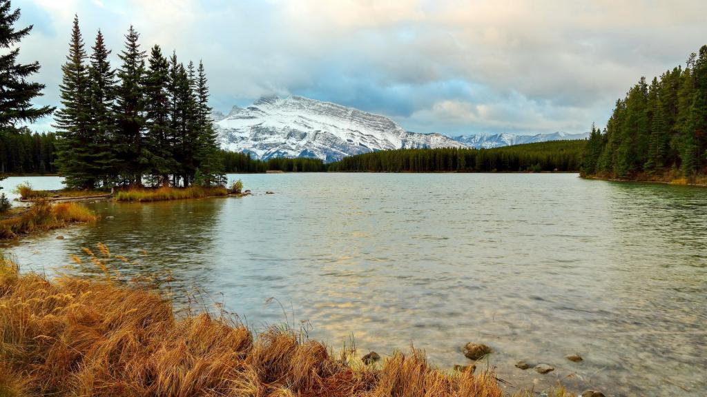 加拿大双杰克湖唯美风景
