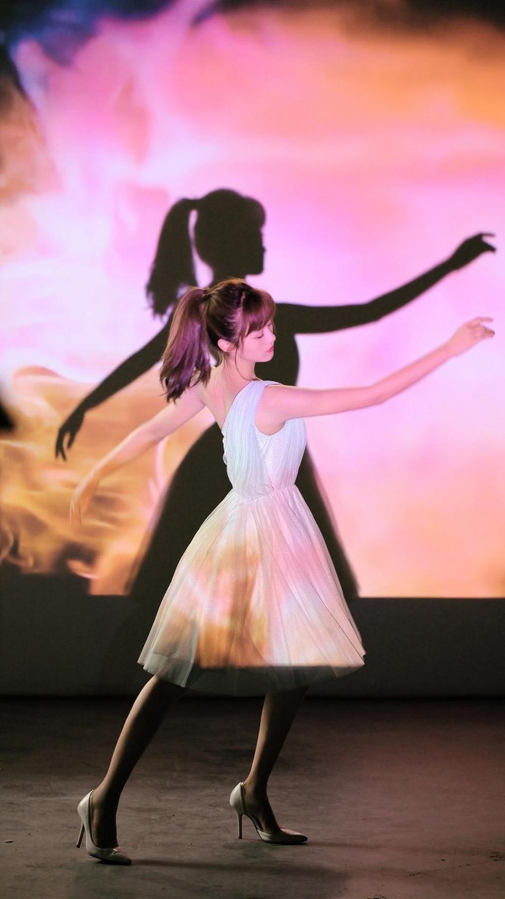 跨界歌王安悦溪