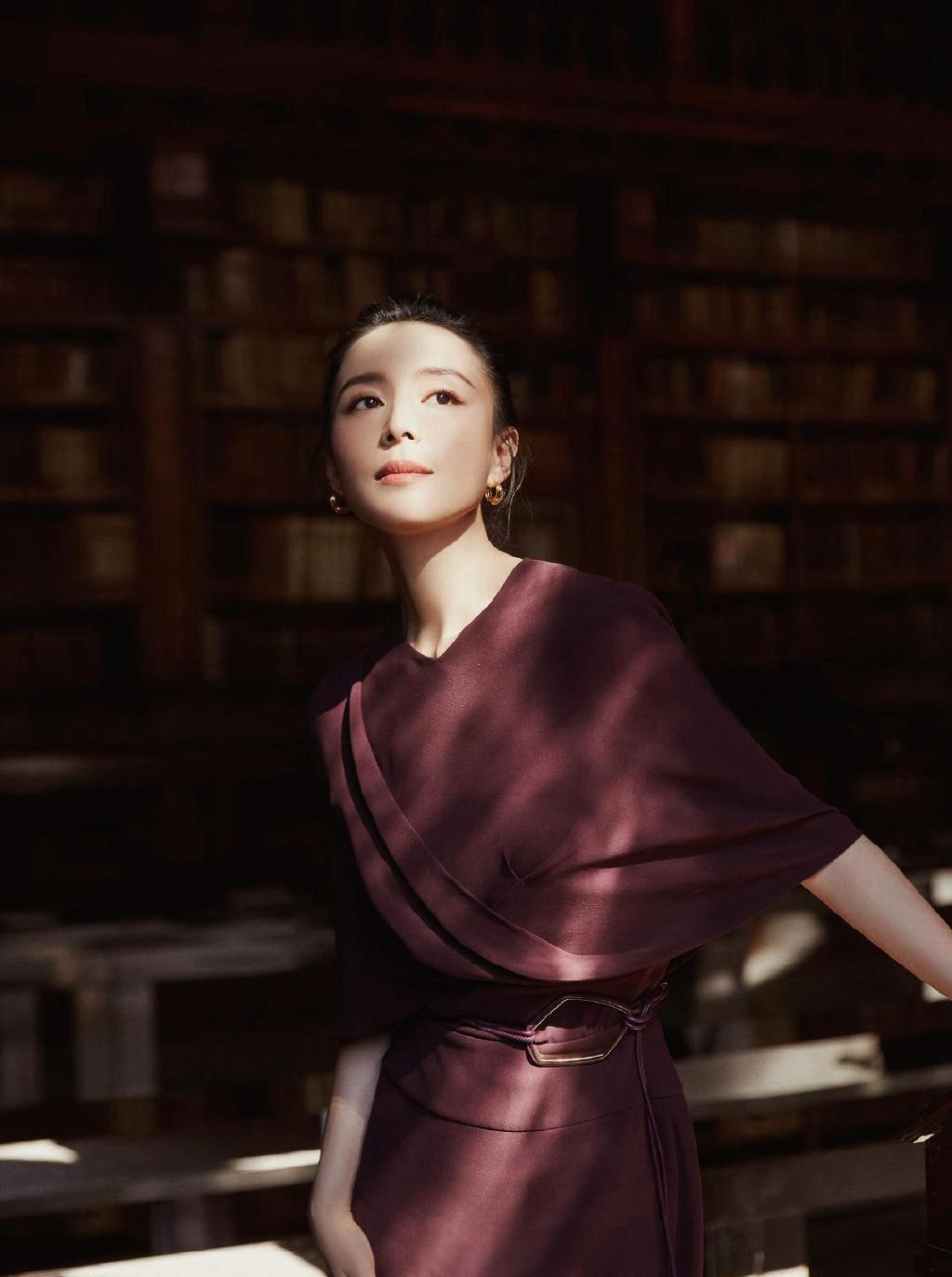 张静初唯美气质时尚写真