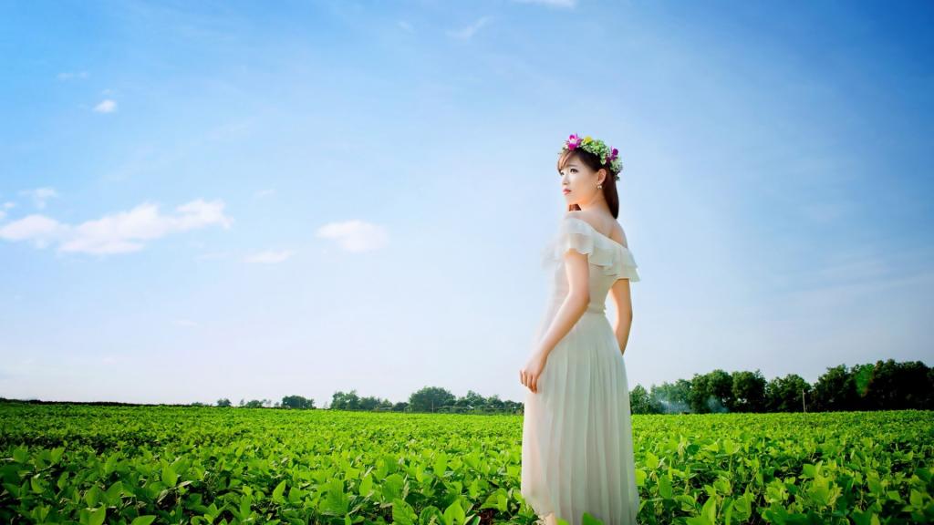 女人如水 美丽而温柔