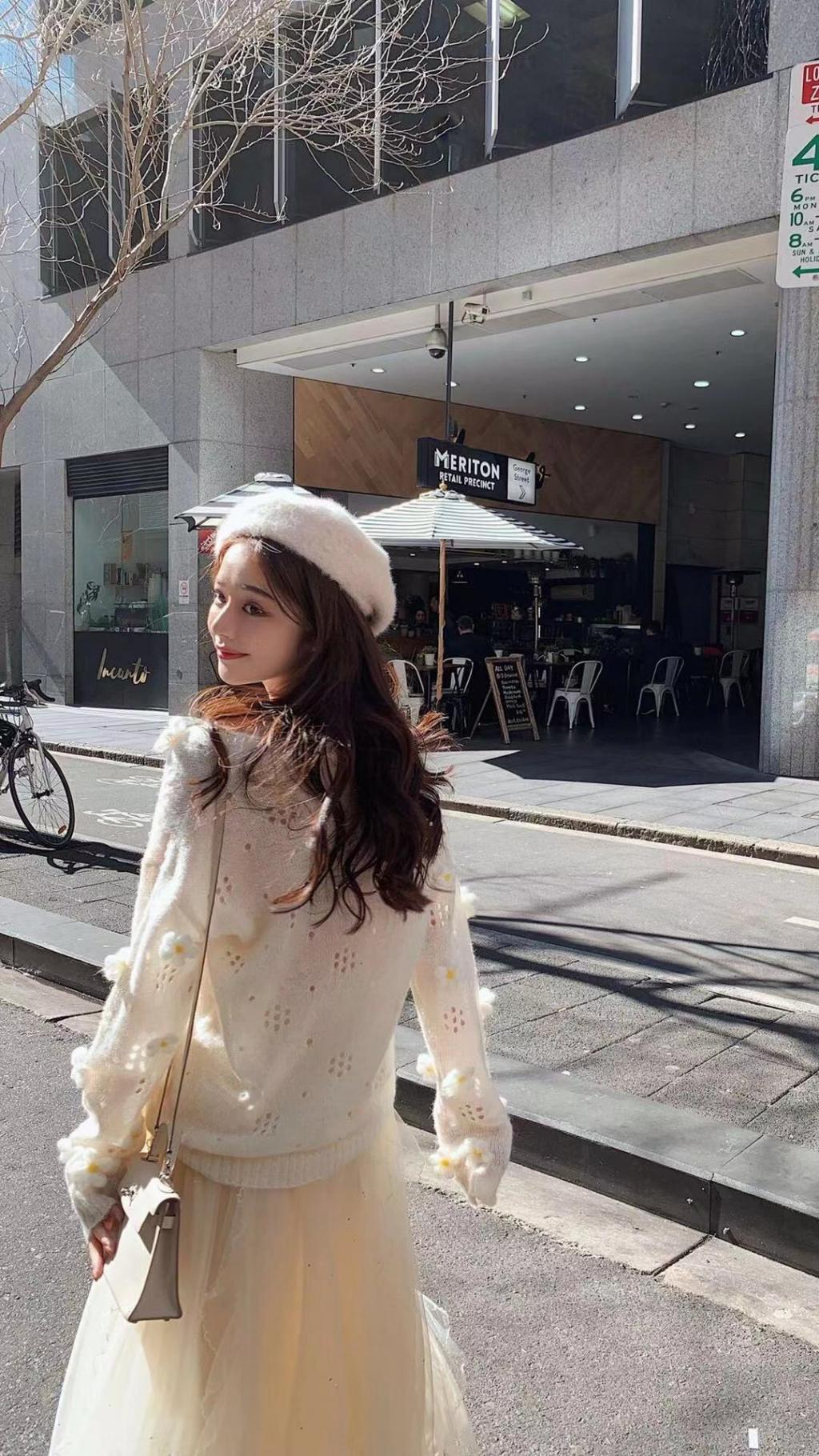 甜美女孩时尚休闲写真