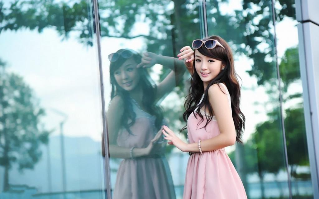 黄诗思-清纯如水美女