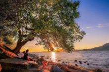 加拿大温哥华基斯兰奴海滩晚霞风景