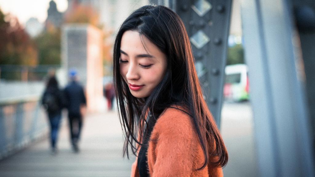 粉红兔女郎佘贝拉Bella