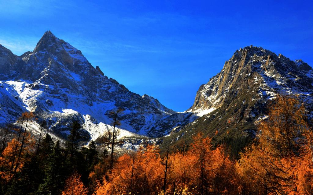 四川阿坝米亚罗自然风景