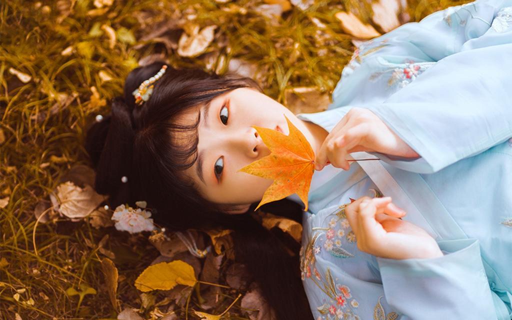 像从画中来的古装美女