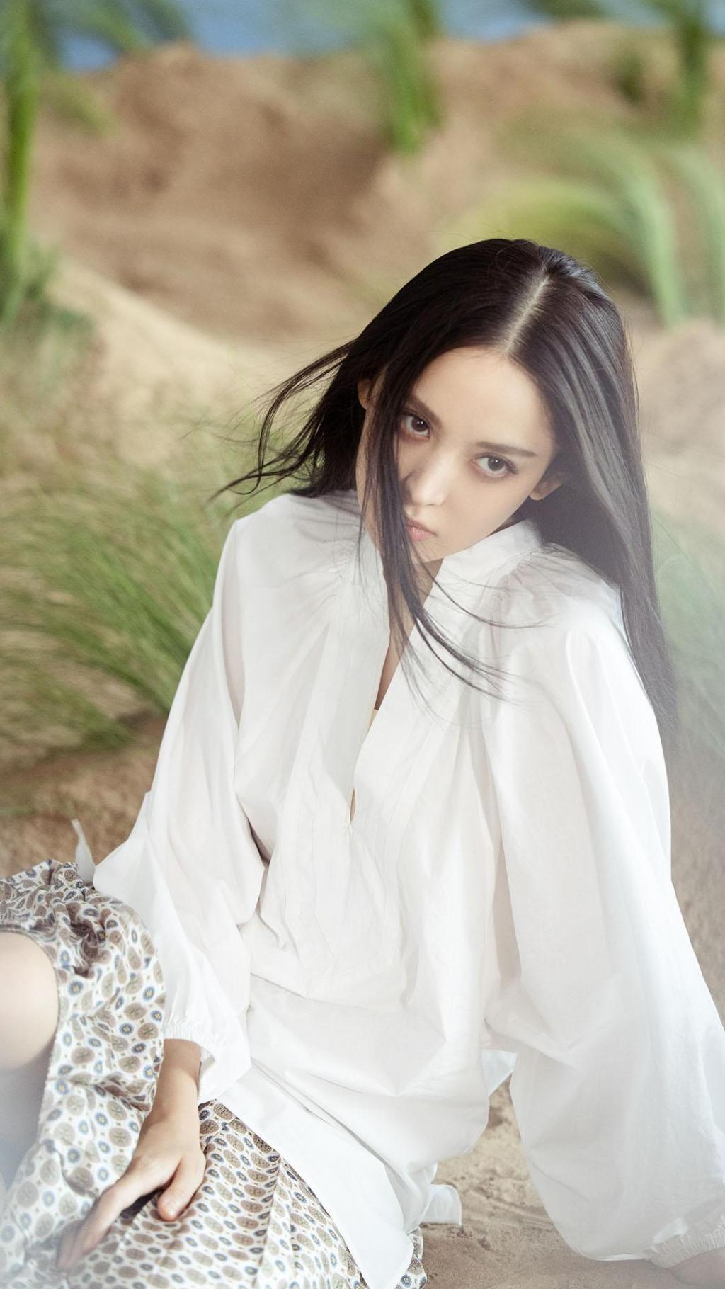 古力娜扎气质唯美仙气写真