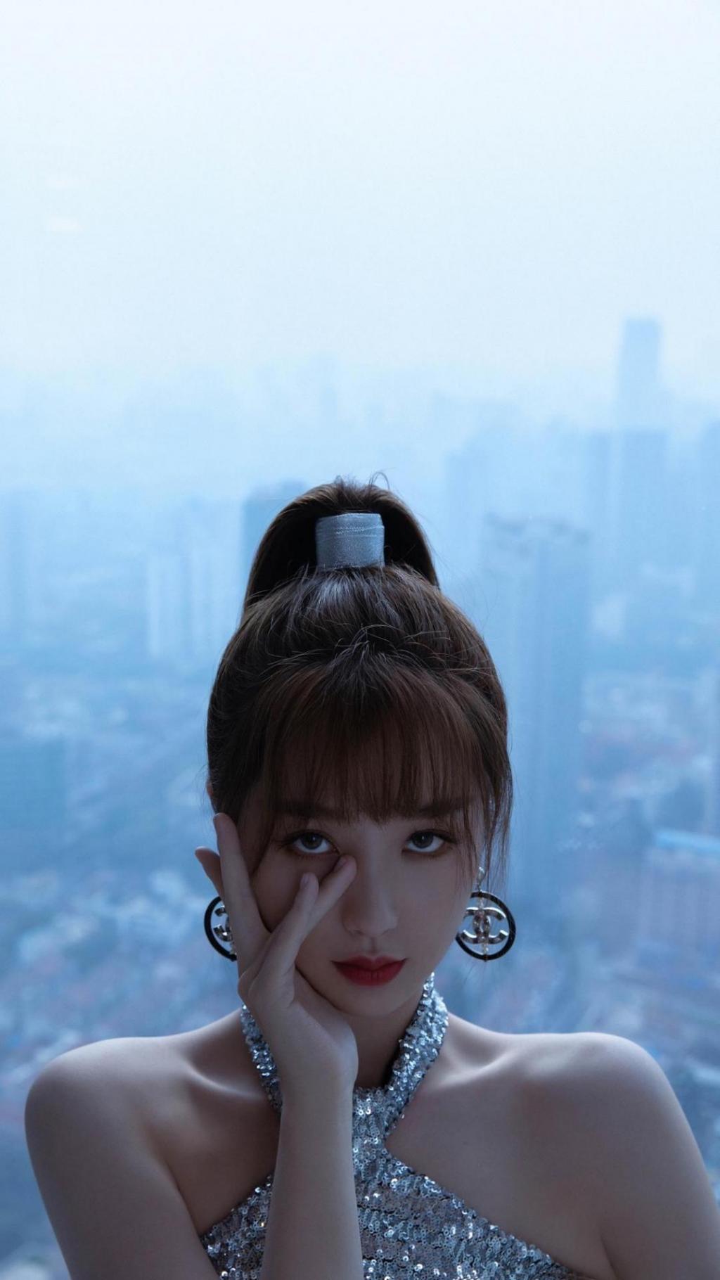 性感女神虞书欣骨感迷人写真