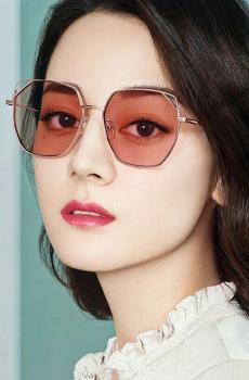 迪丽热巴靓丽性感写真-2