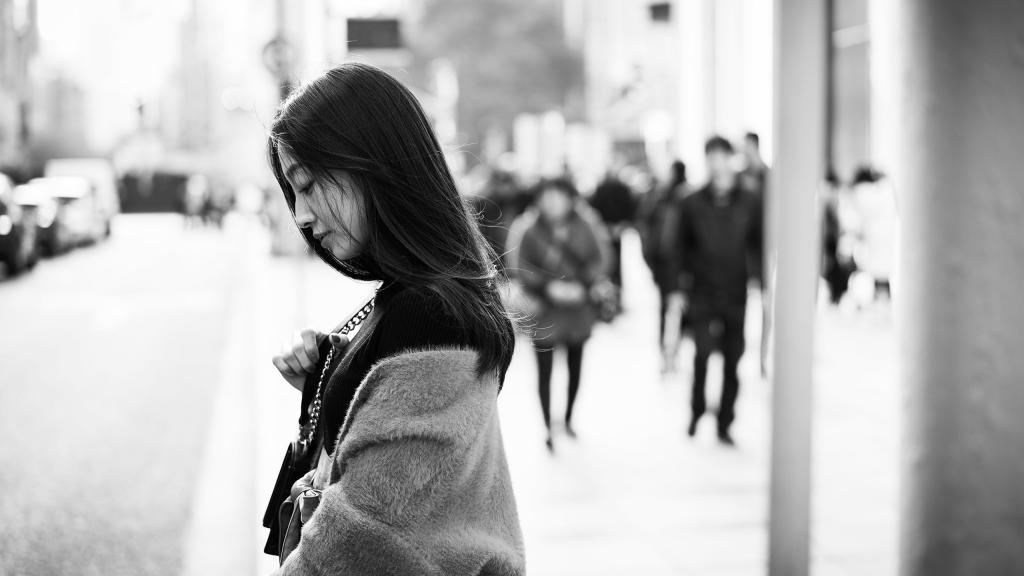 粉红兔女郎佘贝拉Bella