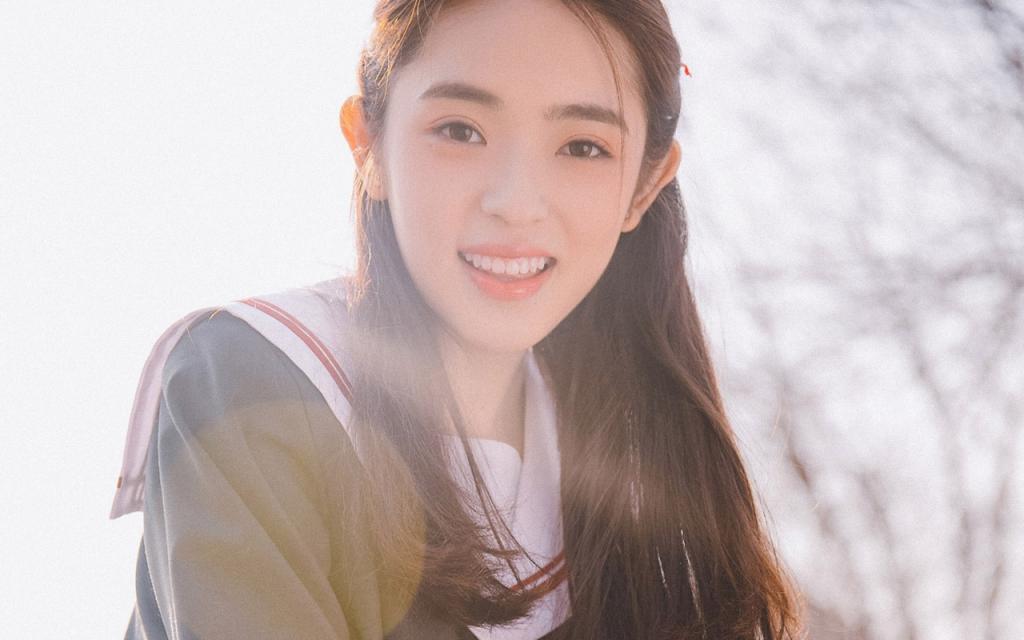 校园美女清纯甜美写真