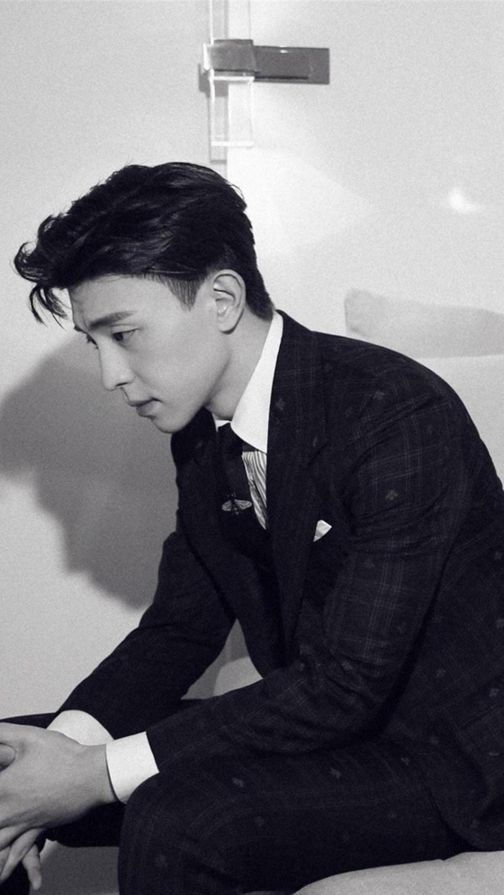 韩范男孩邓伦阳光帅气写真