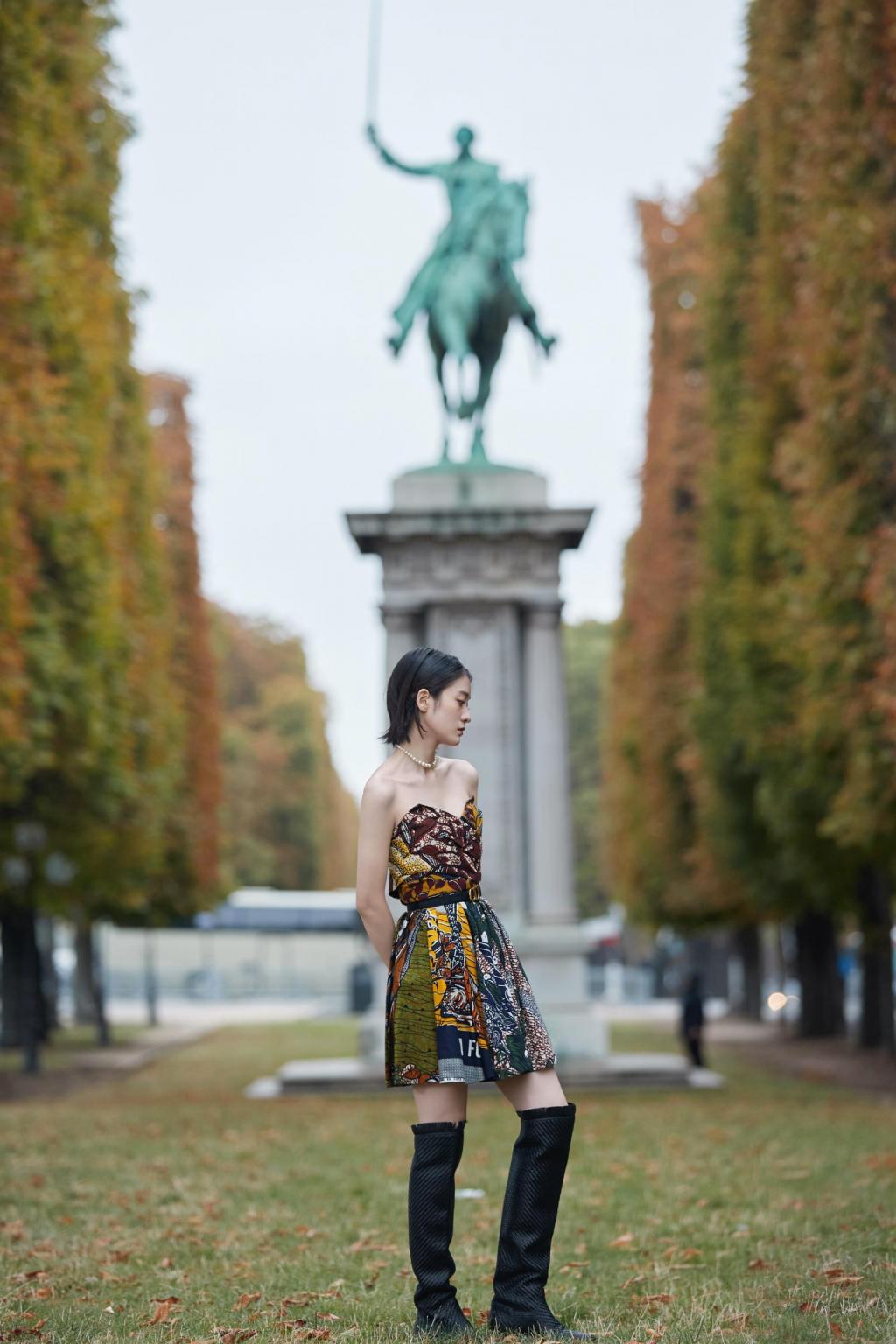 张雪迎时尚气质写真