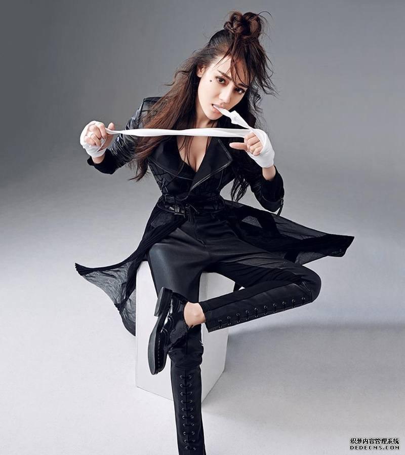 智商颜值双高女星迪丽热巴