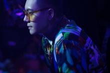 陈伟霆帅气寸头写真