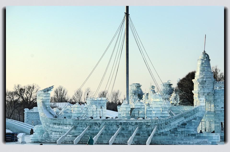 摄影哈尔滨美丽的冰雪大世界风景