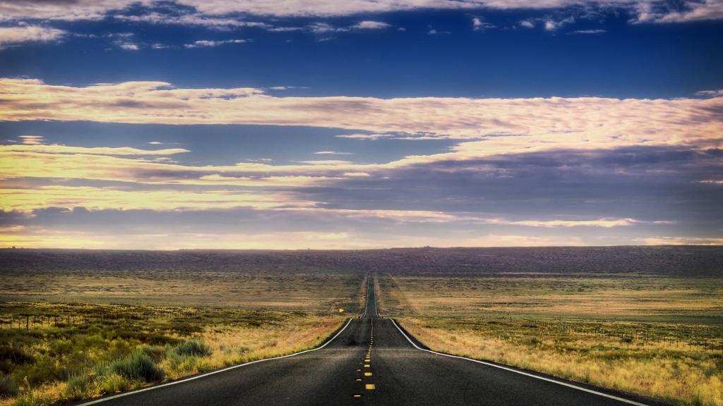 远离城市的公路