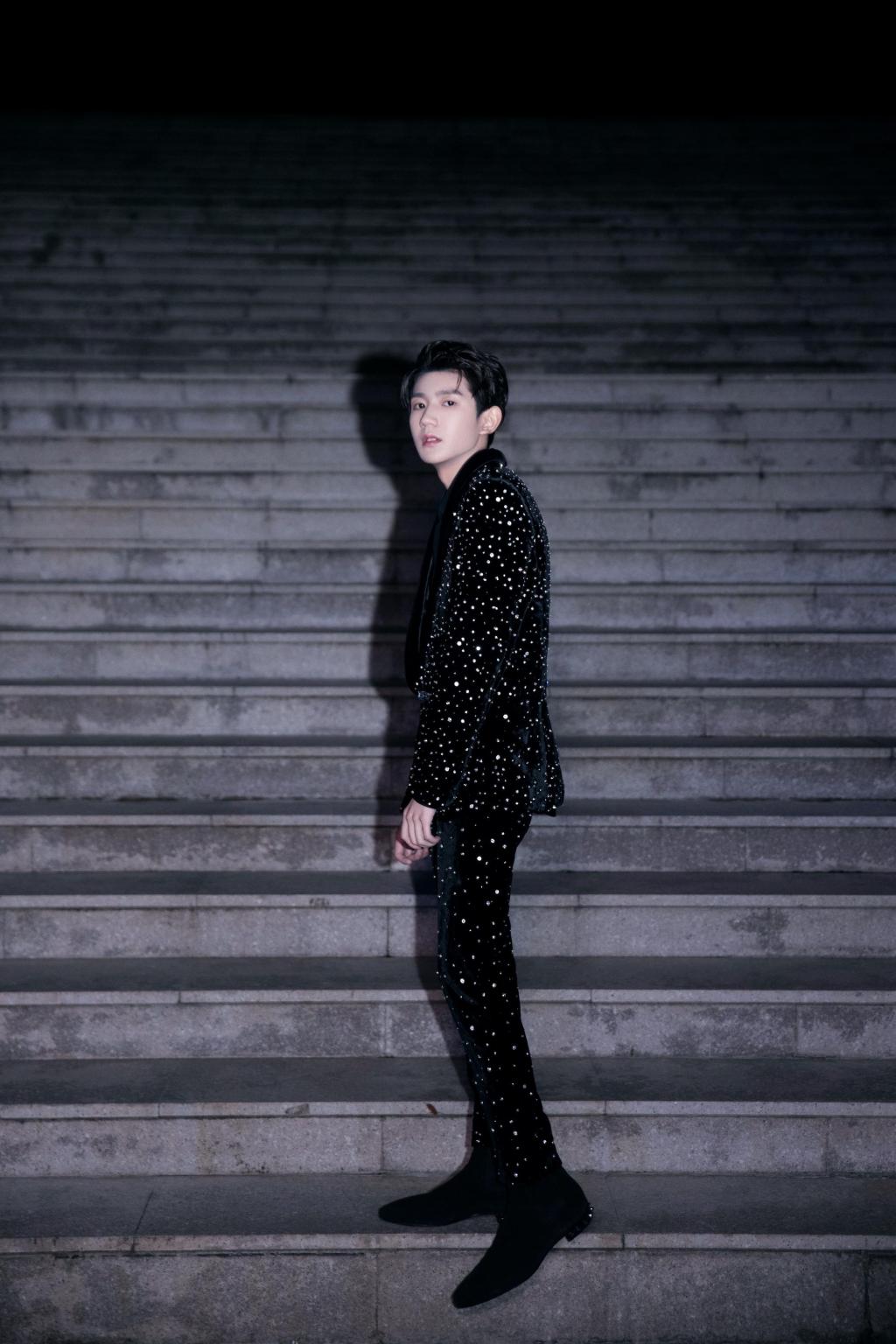 王源酷帅时尚魅力写真