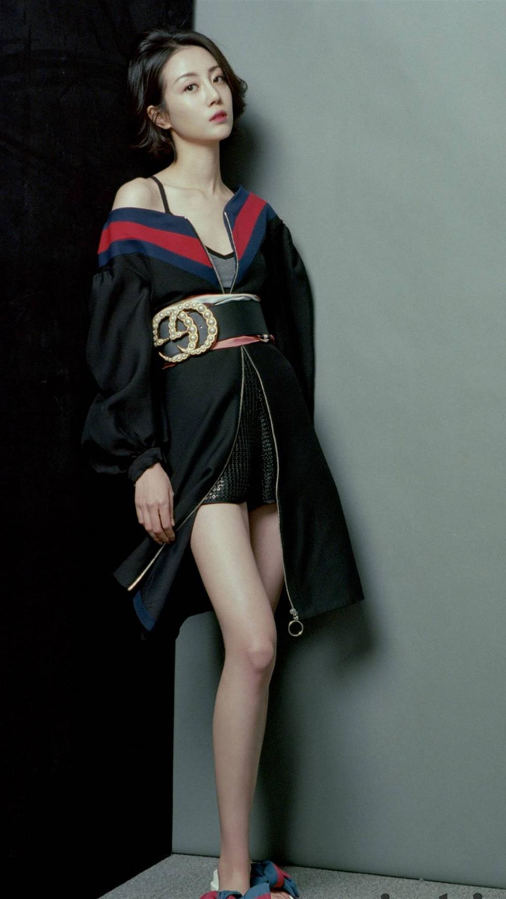 李溪芮长腿时尚写真