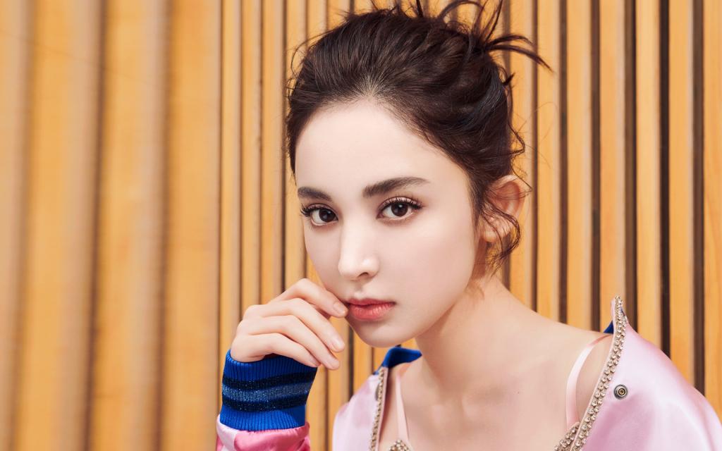 古力娜扎杂志写真