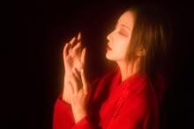 性感红衣古装美女写真