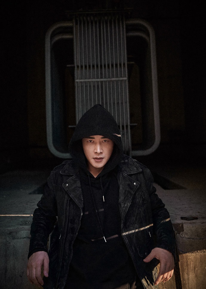 罗晋沉默冷峻风帅气写真