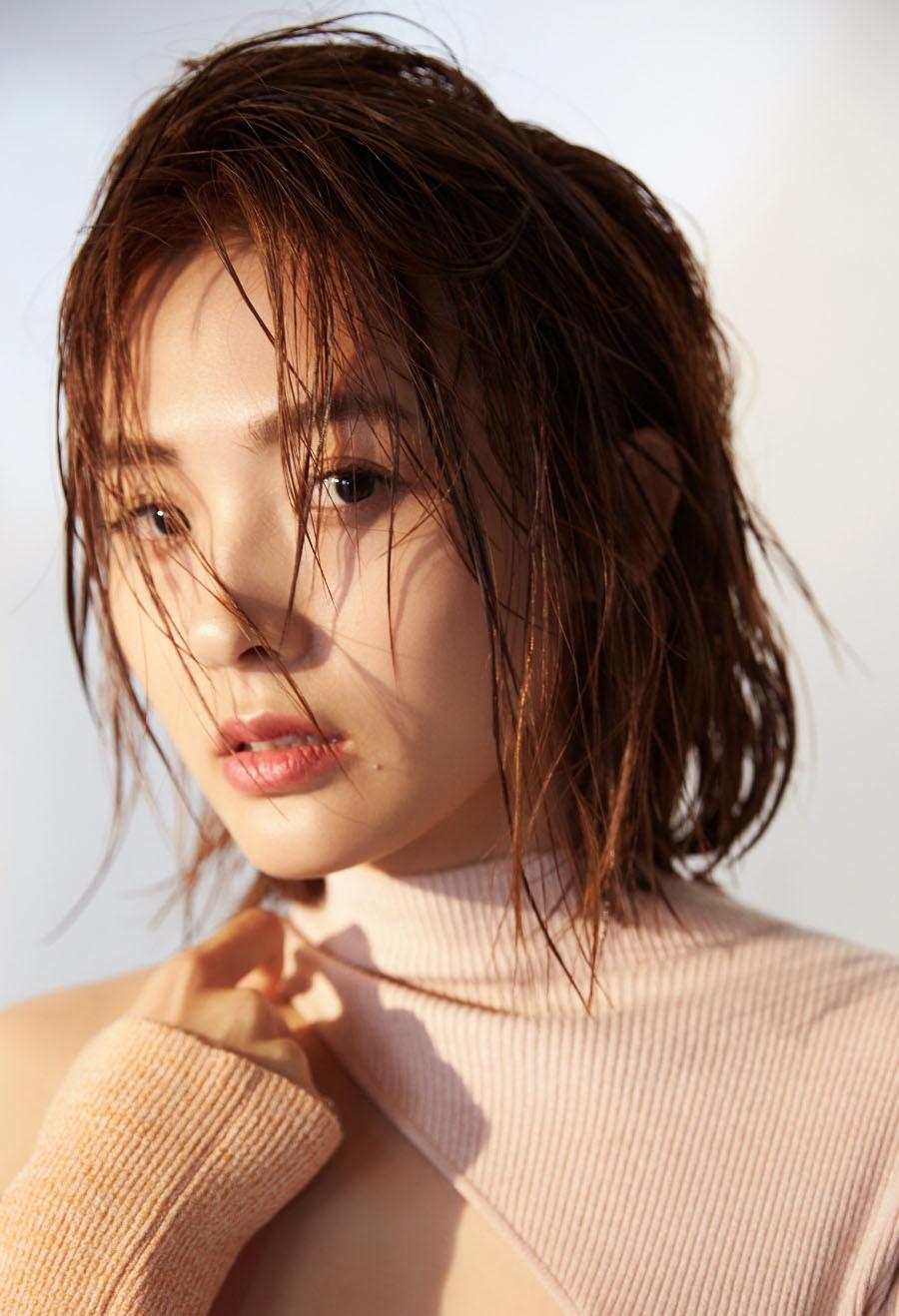 郑罗茜复古风美艳气质写真