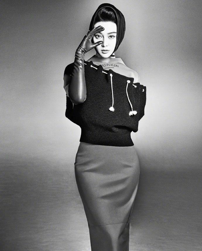 范冰冰黑白复古风性感杂志大片